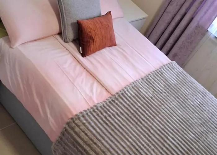 In Ruhiger Lage Anbindung Apartamento