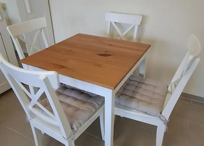 In Ruhiger Lage Anbindung *