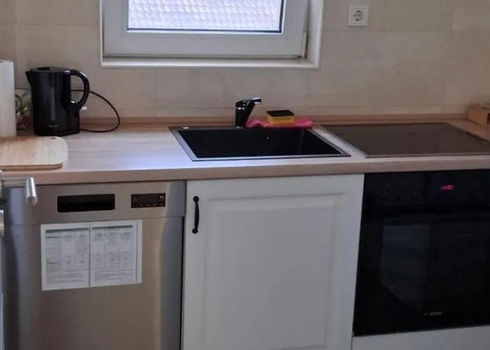 Apartman In Ruhiger Lage Anbindung